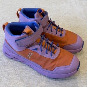 On Running Cloudhero Mid Waterproof Shoes Size 3 Big Kid, EUC worn once